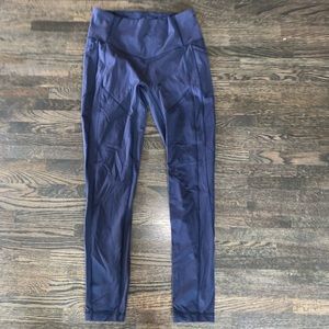 Lululemon leggings with side pockets navy blue